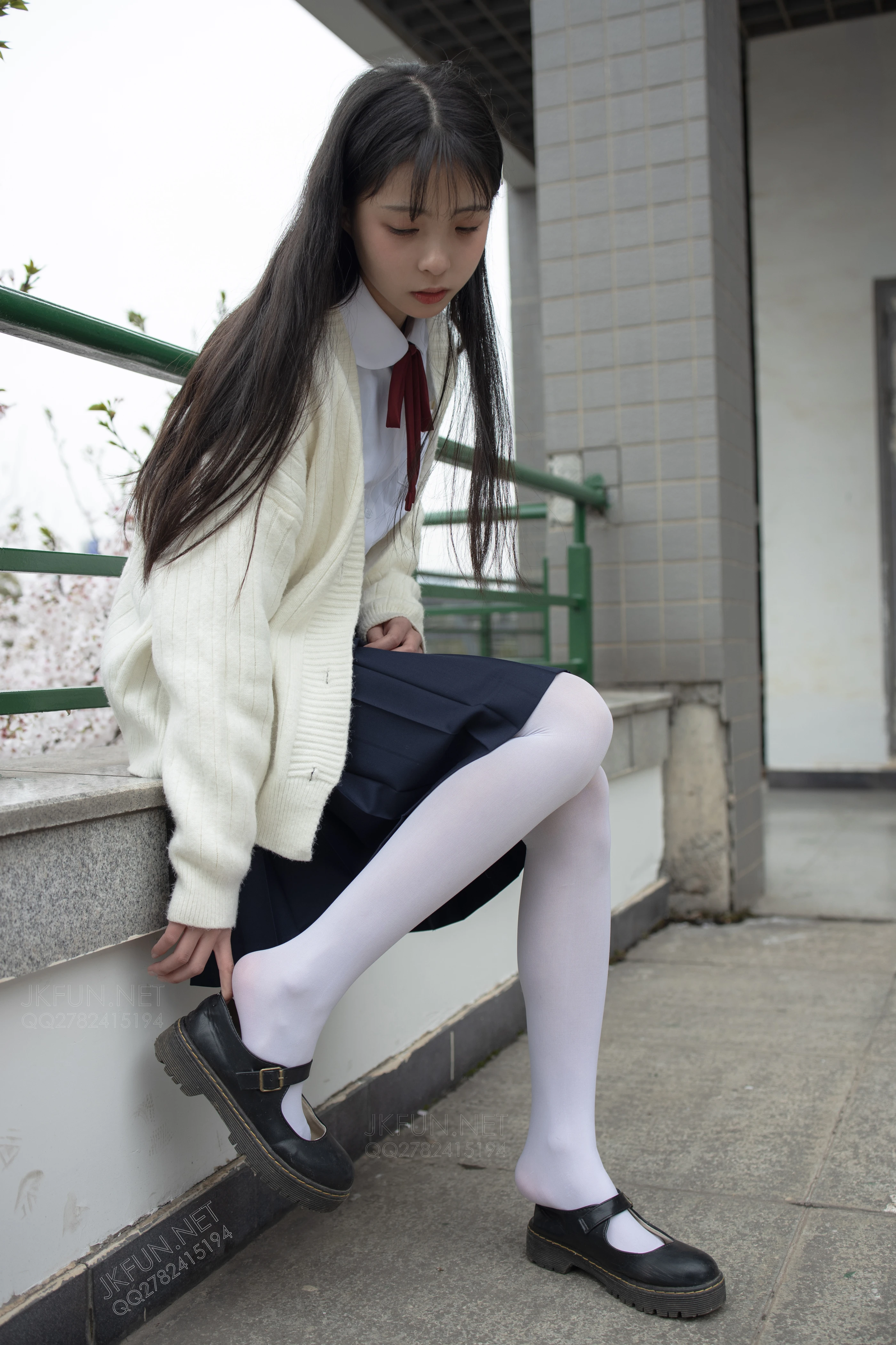 森萝财团 [JKFUN-001] 甜米 纯纯的白丝学妹 [127P 1V]插图2